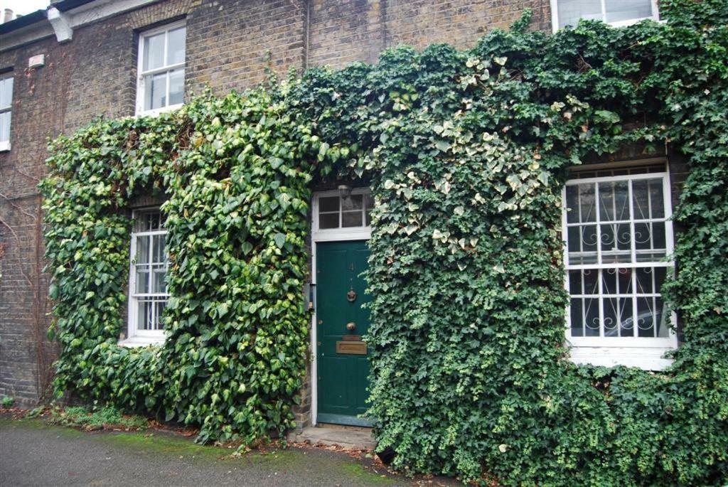 4 St Martins Almshouses London Exterior photo